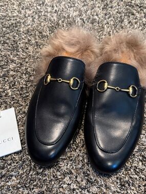 Gucci Black Leather Fur-Lined Horsebit Loafers Princeton size 38